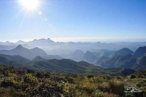 A paisagem grandiosa da parte alta do Parque Nacional da Serra dos Órgãos, no Rio de Janeiro